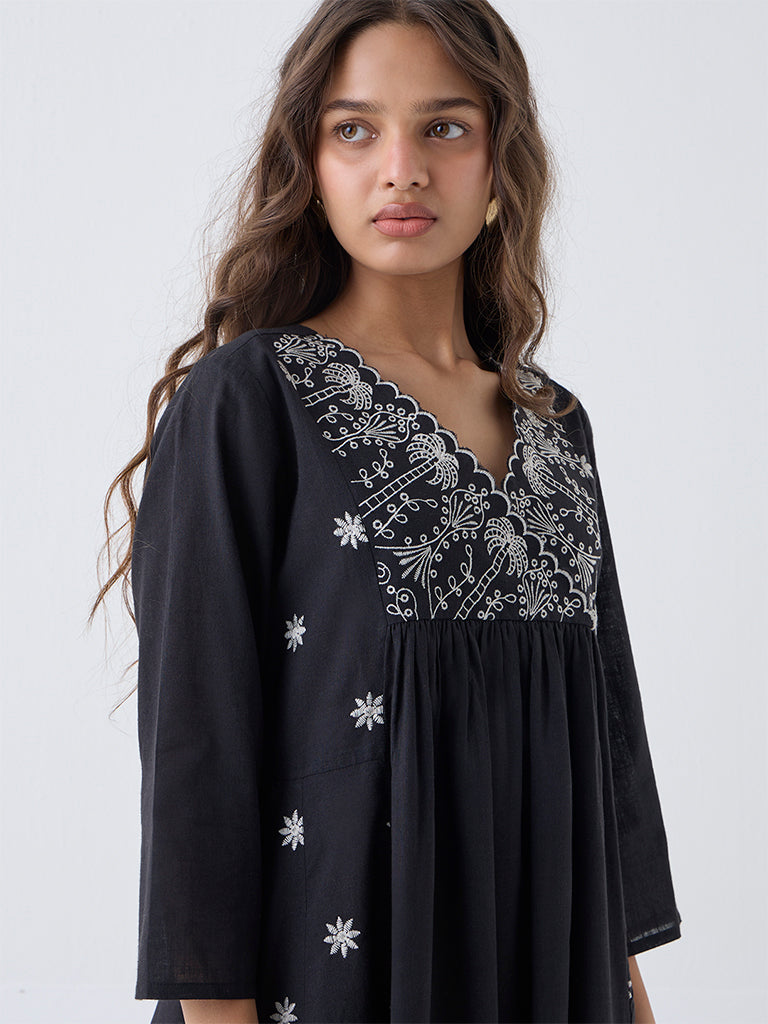 Utsa Black Embroidered Anarkali Cotton Kurta