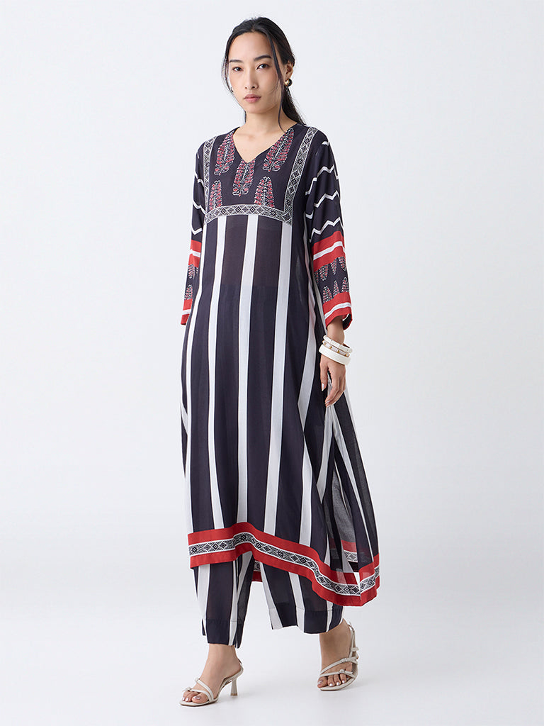 Utsa Black Printed A-Line Kurta