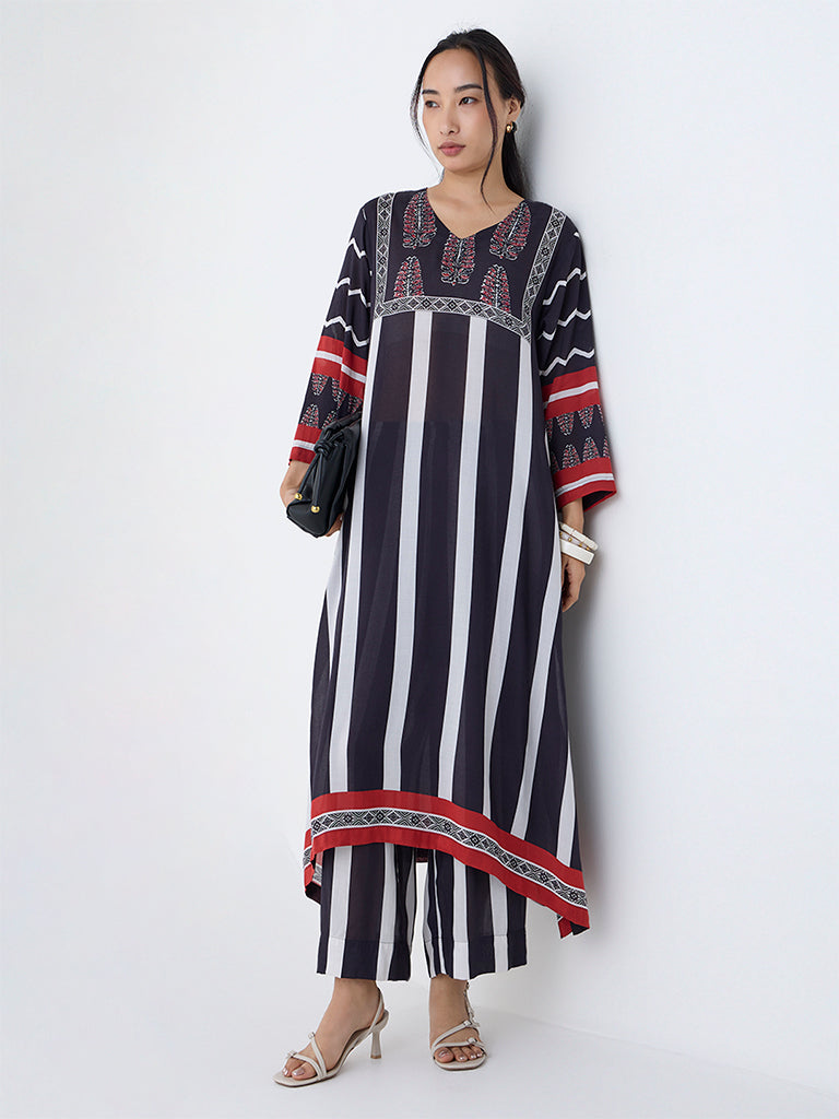 Utsa Black Striped Pants
