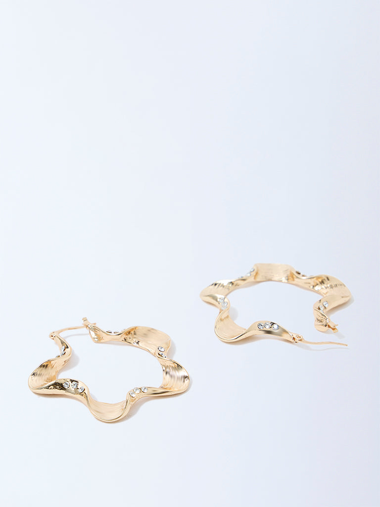 Westside Accessories Gold Wavy Floral Earrings