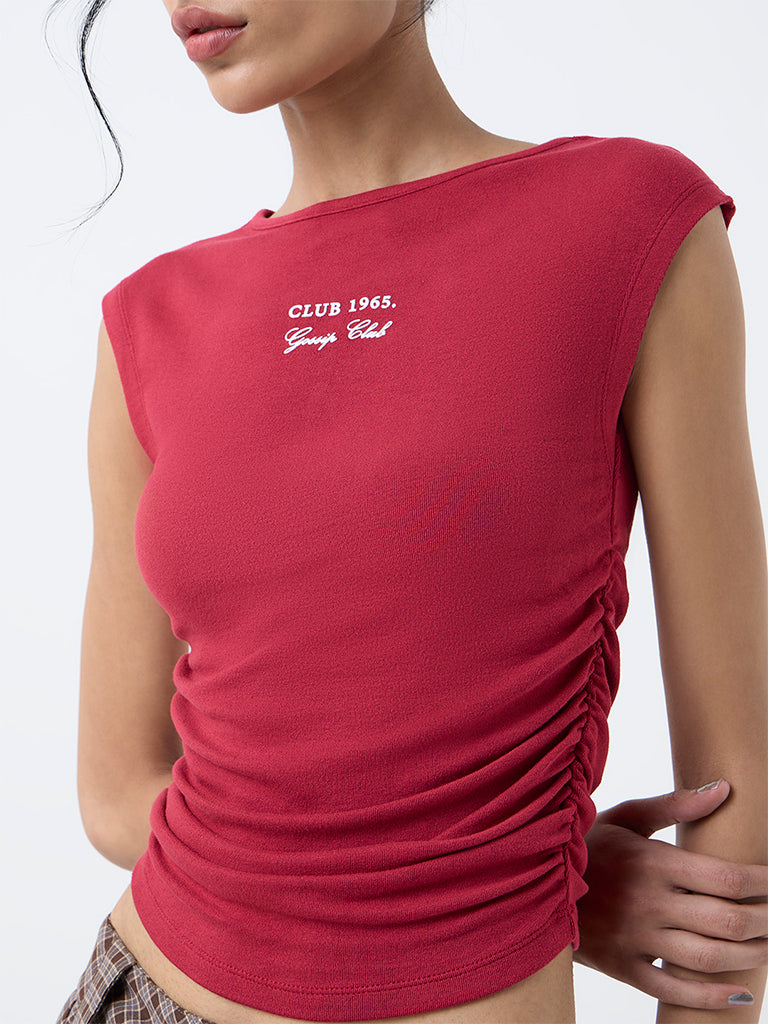 Nuon Red Text Design T-Shirt