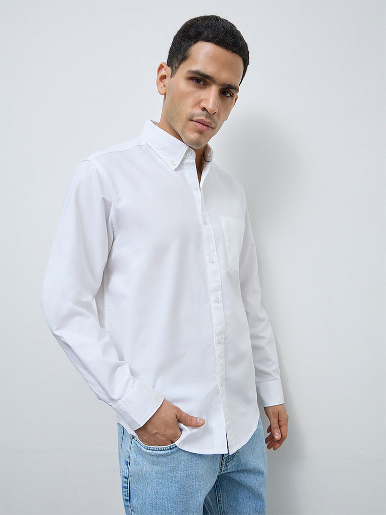WES Casuals White Solid Relaxed-Fit Cotton Shirt