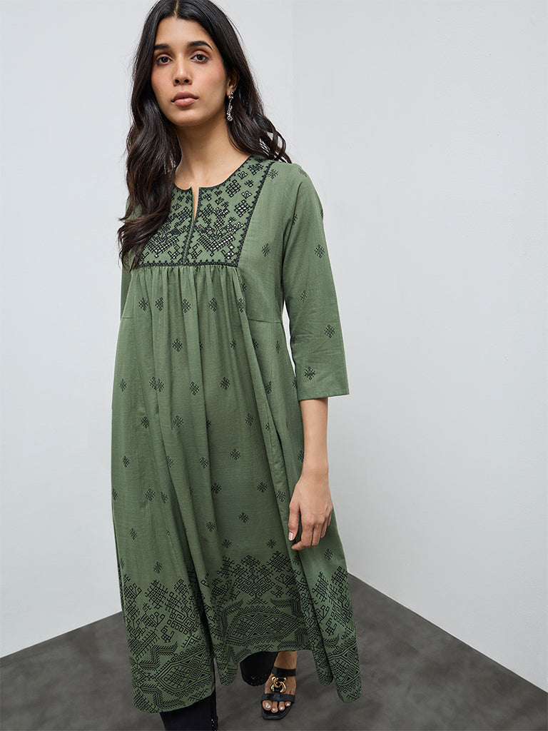 Utsa Green Embroidered Cotton A-Line Kurta