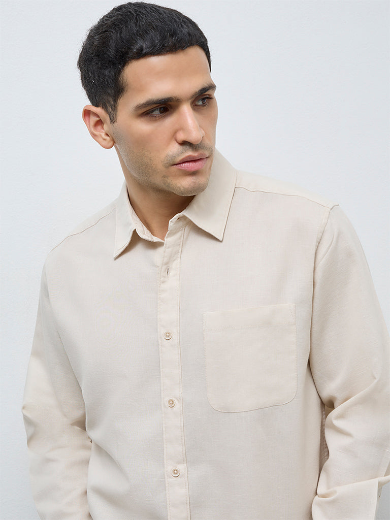 WES Casuals Beige Solid Relaxed-Fit Cotton-Blend Shirt