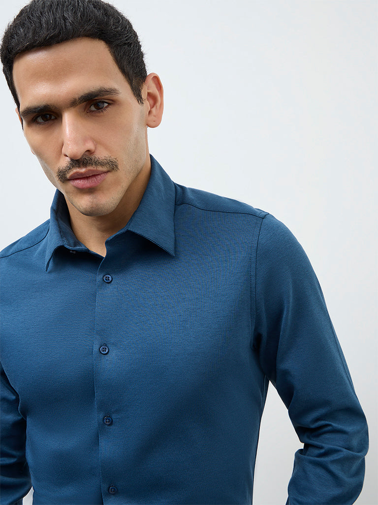 WES Formals Teal Solid Slim-Fit Cotton-Blend Shirt