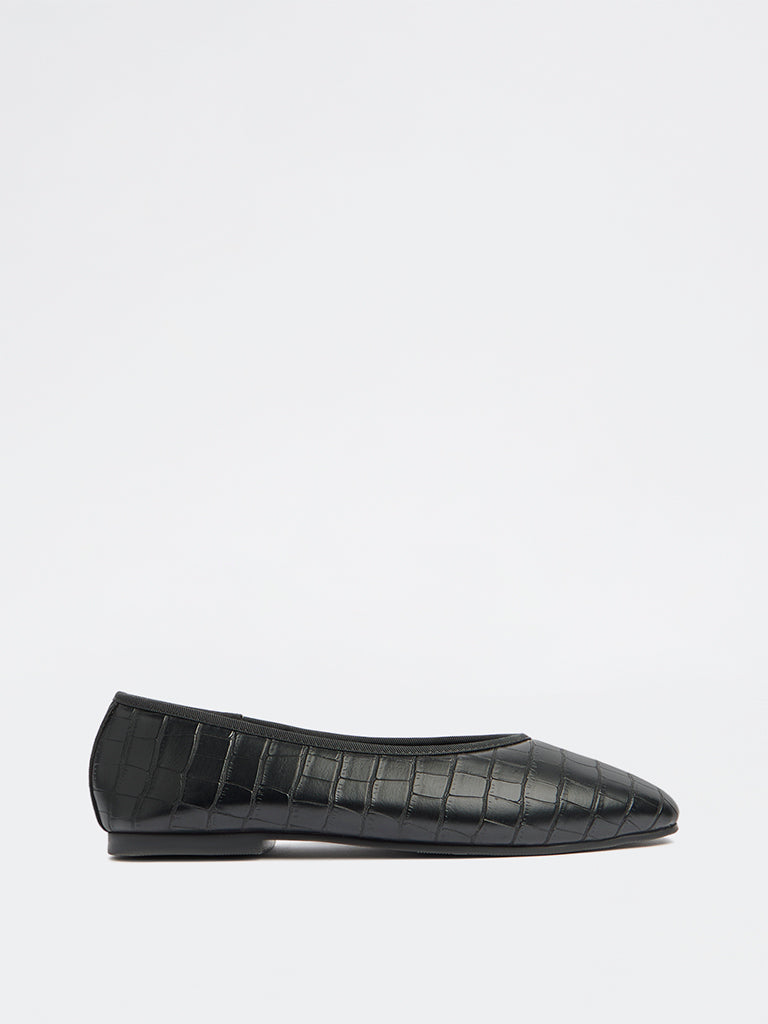 LUNA BLU Black Textured Ballerinas