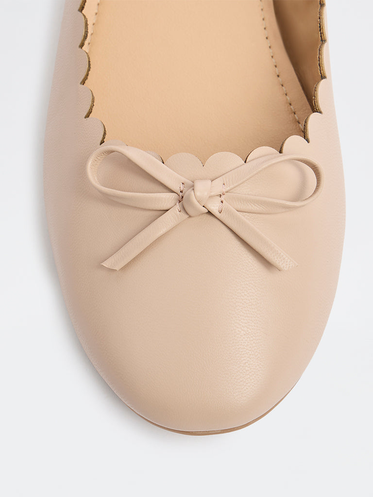 LUNA BLU Beige Scalloped Ballerinas