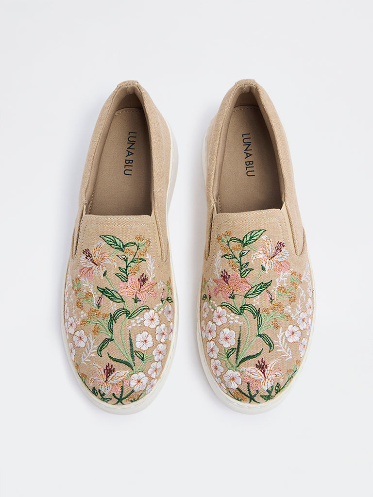 LUNA BLU Beige Floral Embroidered Loafers