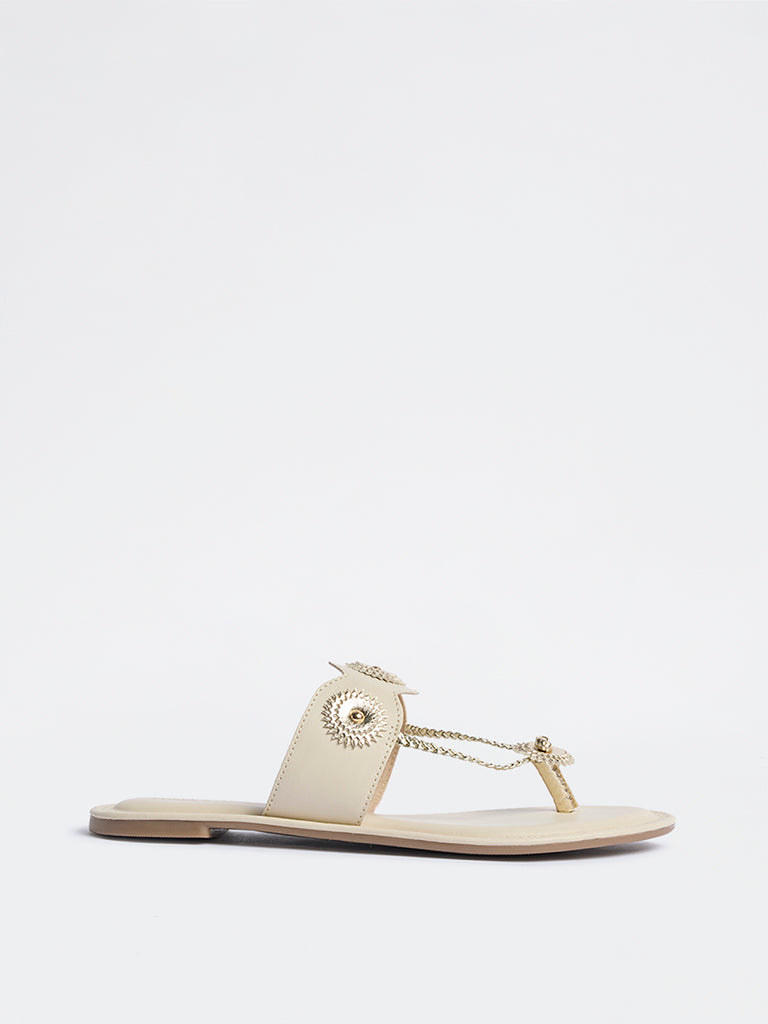 LUNA BLU Ivory Braided Kolhapuri Sandals
