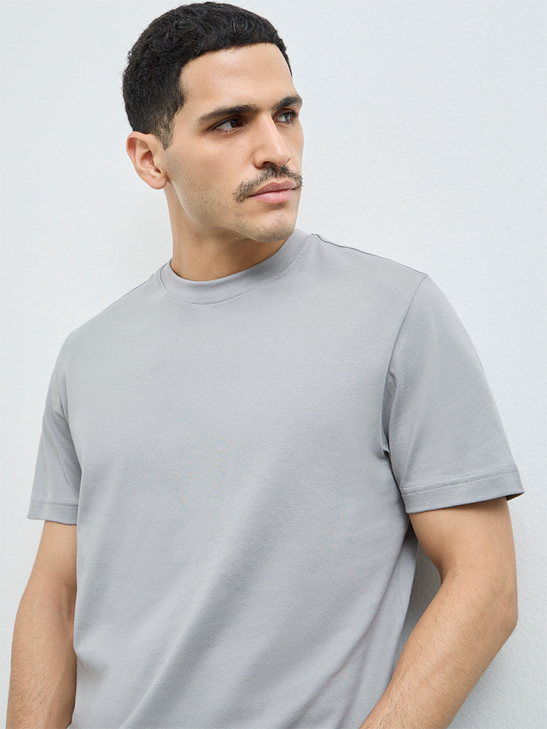 WES Casuals Grey Solid Slim-Fit Cotton T-Shirt