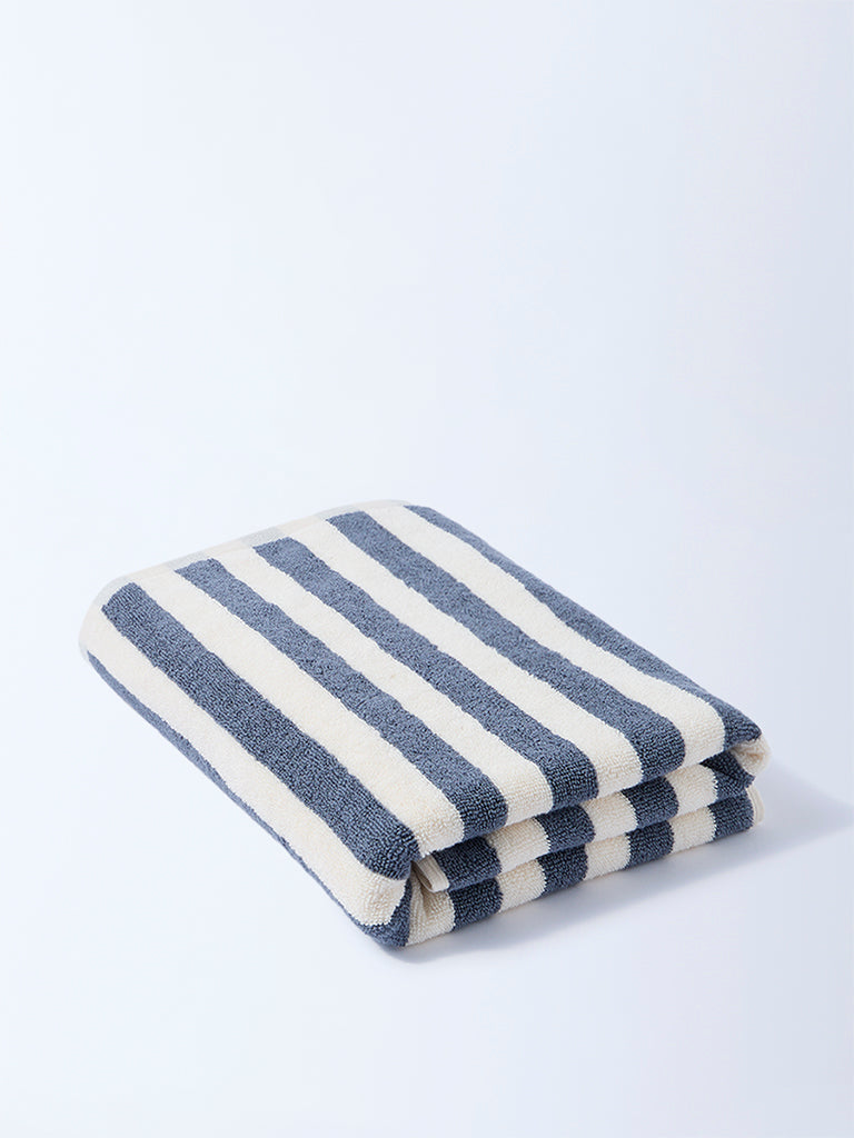 Westside Home Dusty Blue Stripe Pattern Bath Towel
