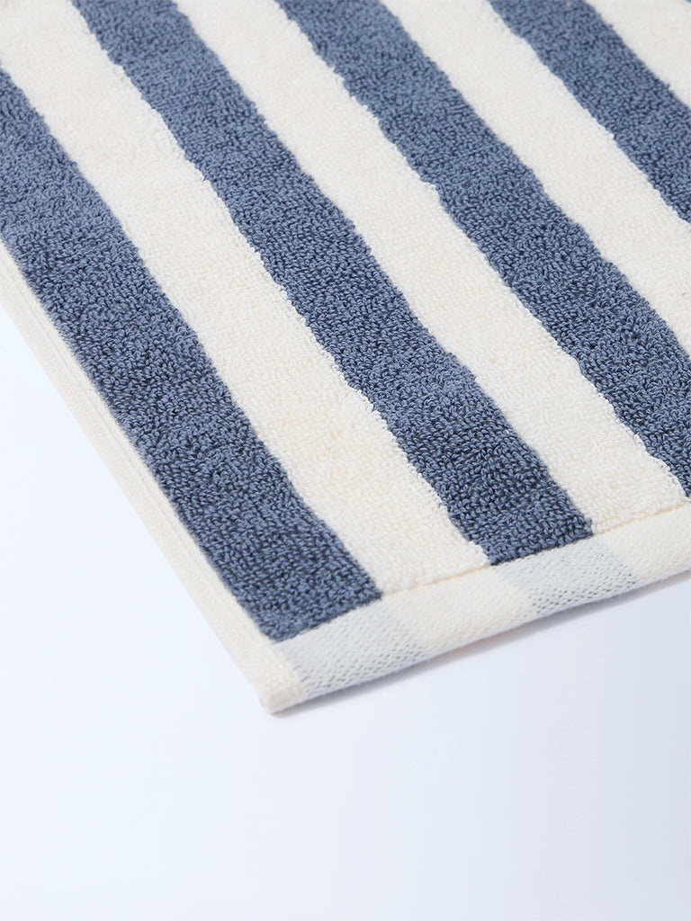 Westside Home Dusty Blue Stripe Pattern Bath Towel