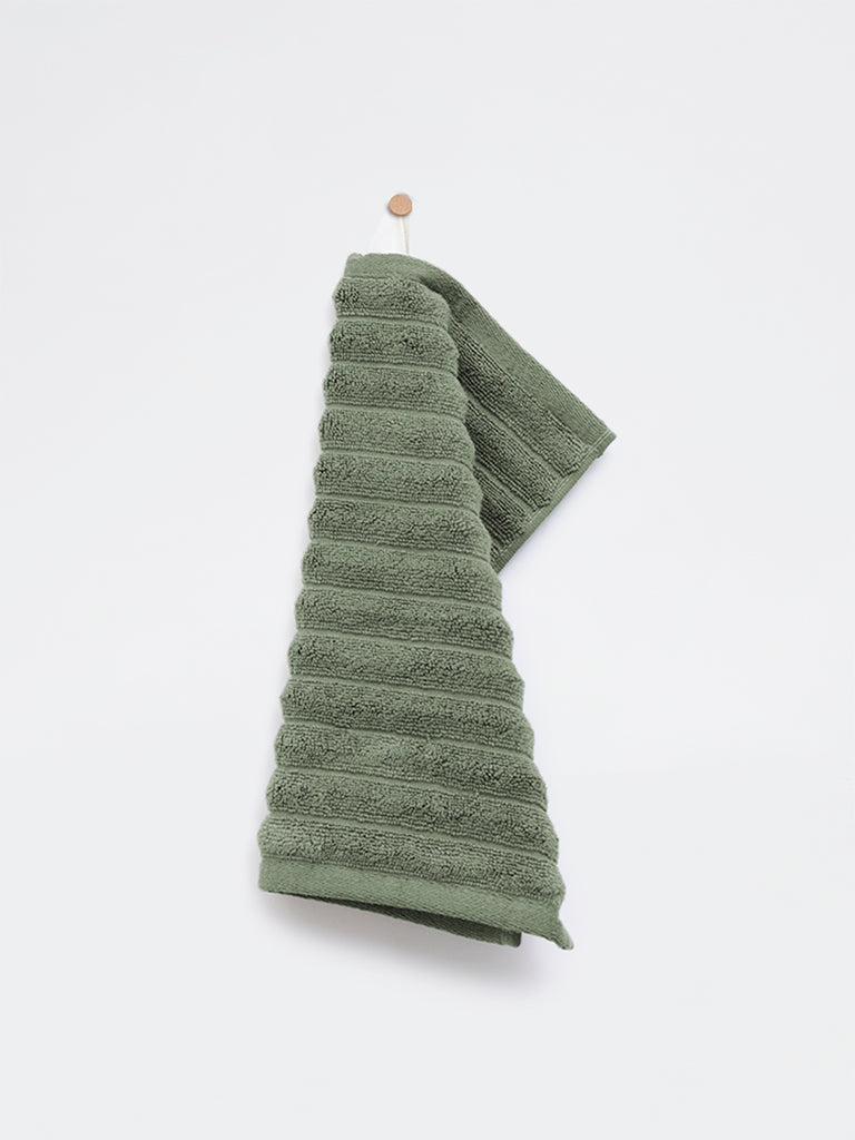 Westside Home Green Self-Striped Face Towel (Set of 2)