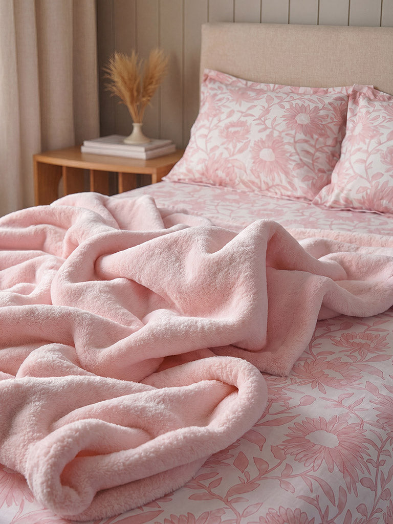 Westside Home Pink Single Bed Fleece Blanket