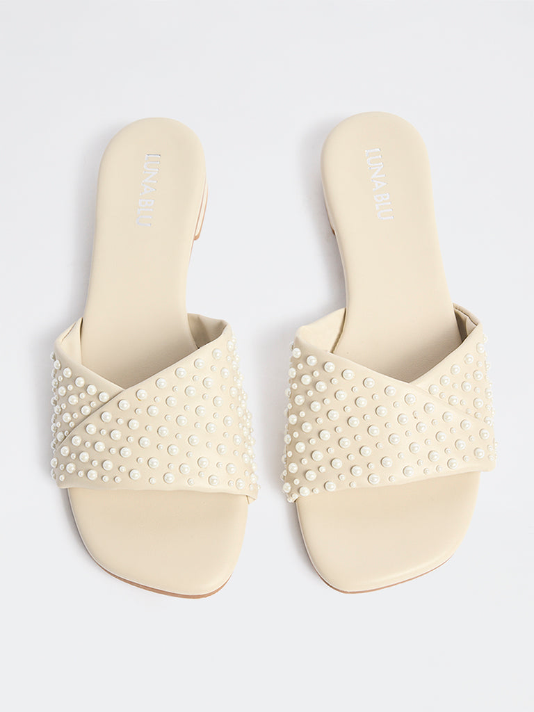 LUNA BLU Ivory Pearl-Detailed Slides