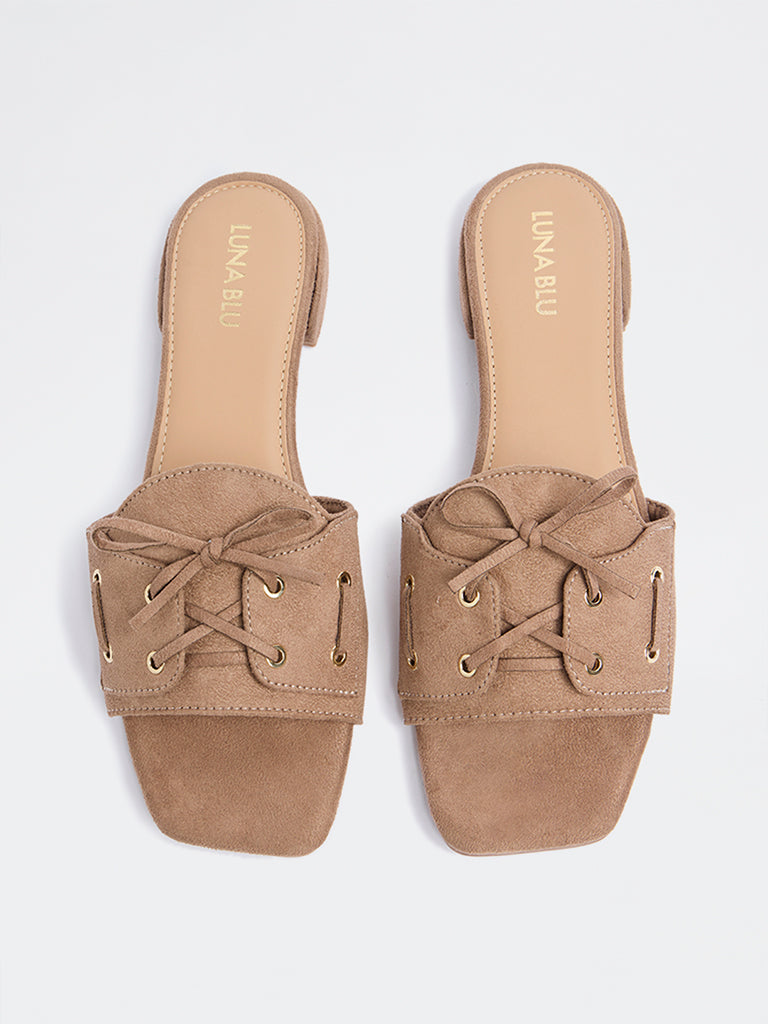 LUNA BLU Taupe Criss-Cross Detailed Sandals