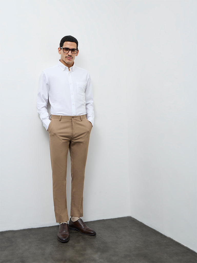 WES Formals White Solid Relaxed-Fit Cotton Shirt