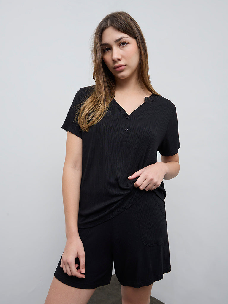 Wunderlove Black Ribbed-Textured Henley Top