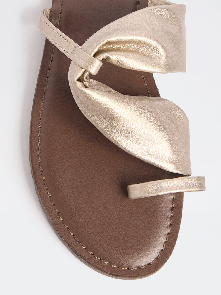 LUNA BLU Gold Ruched Toe-Ring Sandals