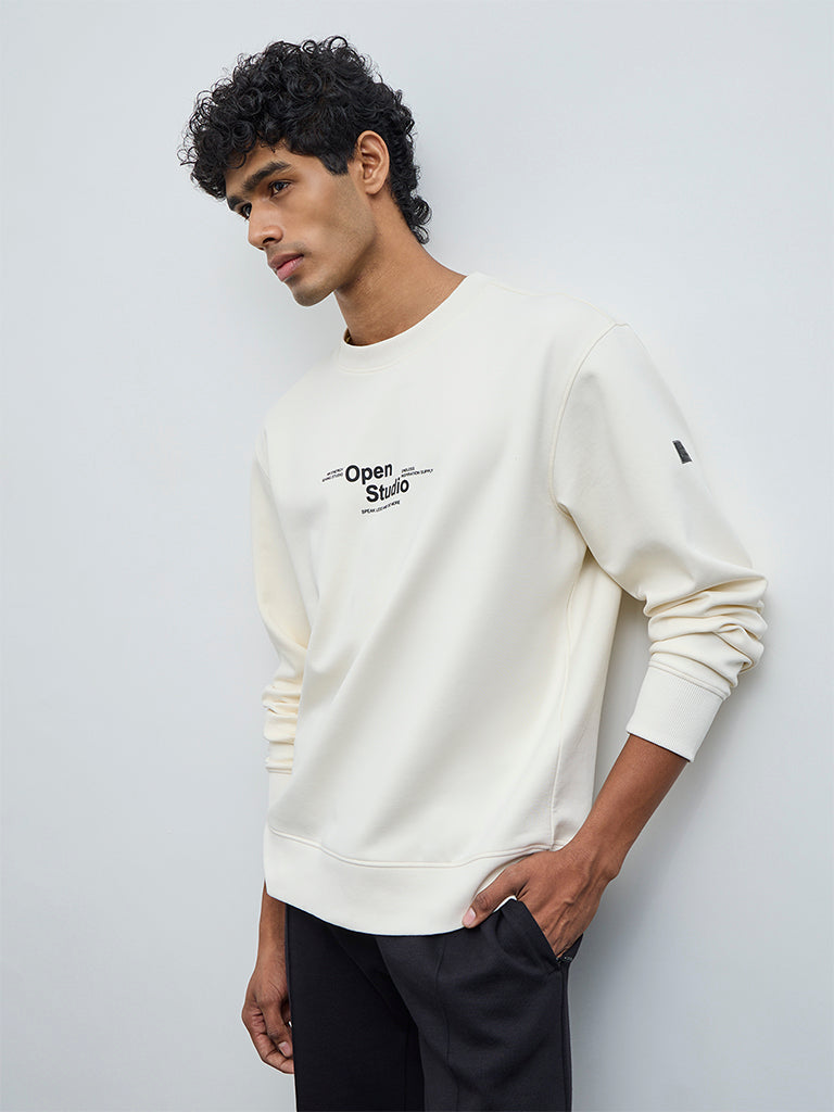 Nuoflexx Off-White Text-Printed Cotton-Blend Relaxed-Fit Sweatshirt