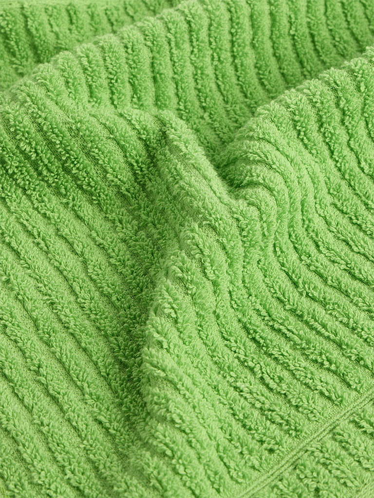Westside Home Light Green Self-Striped Face Towels (Set of 2)