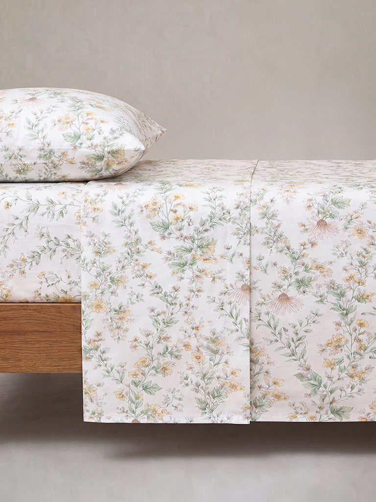 Westside Home Yellow Floral Pattern Queen Bed Sheet Set