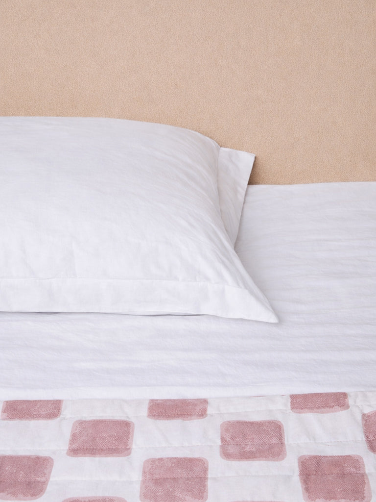 Westside Home Pink Printed Reversible Quilted King Bed Comforter