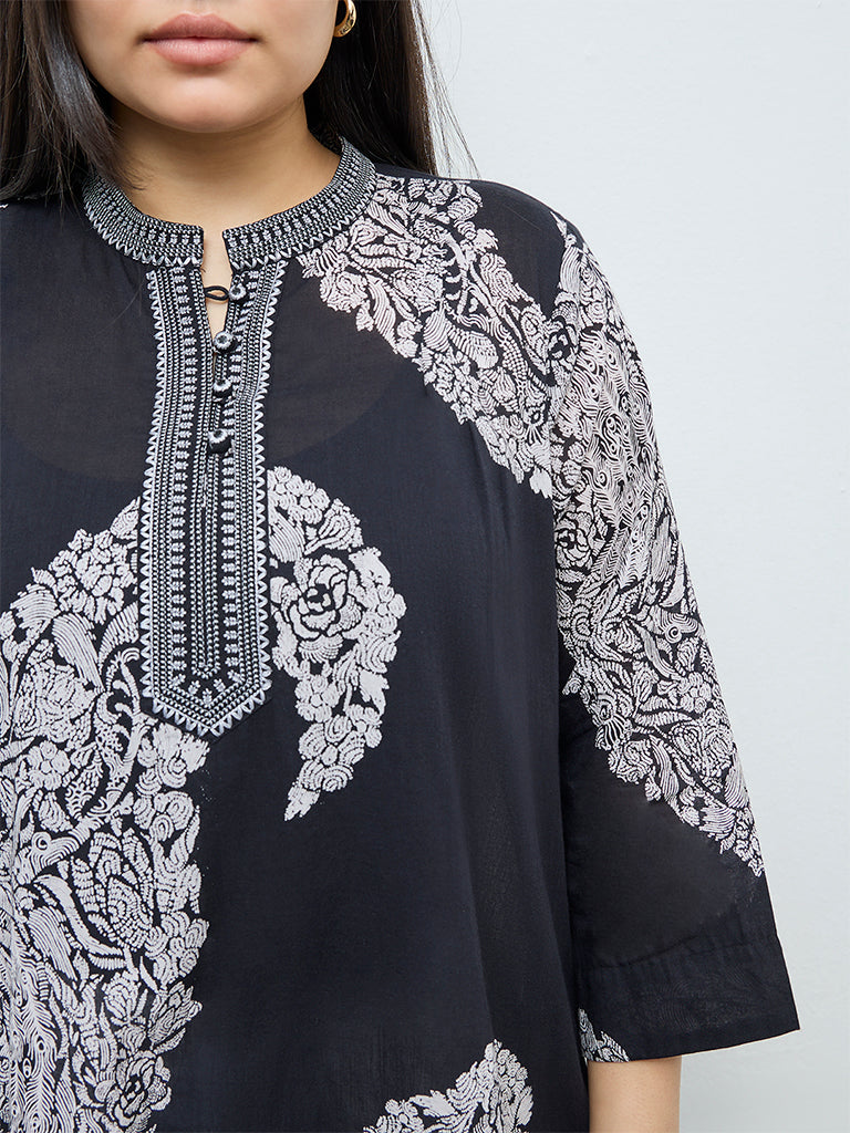 Diza Black Paisley Design A-Line Kurta