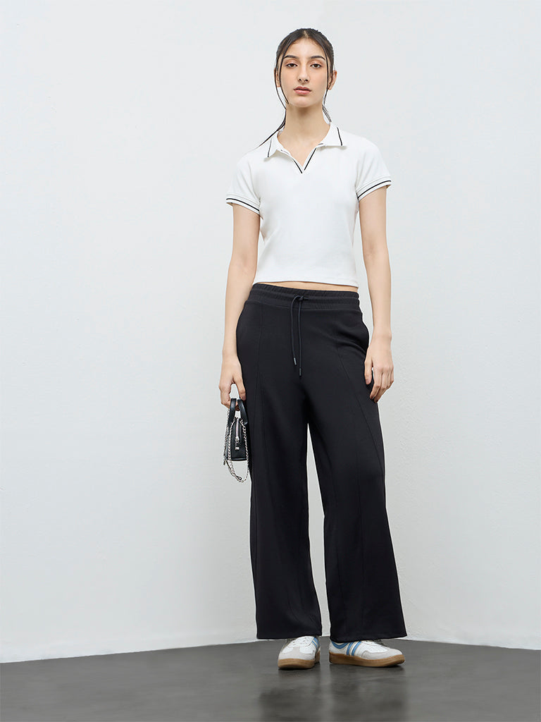 Nuoflexx Off-White Textured T-Shirt