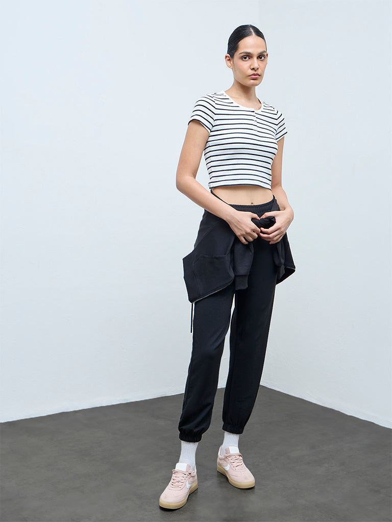 Nuoflexx White Striped Cotton-Blend T-Shirt