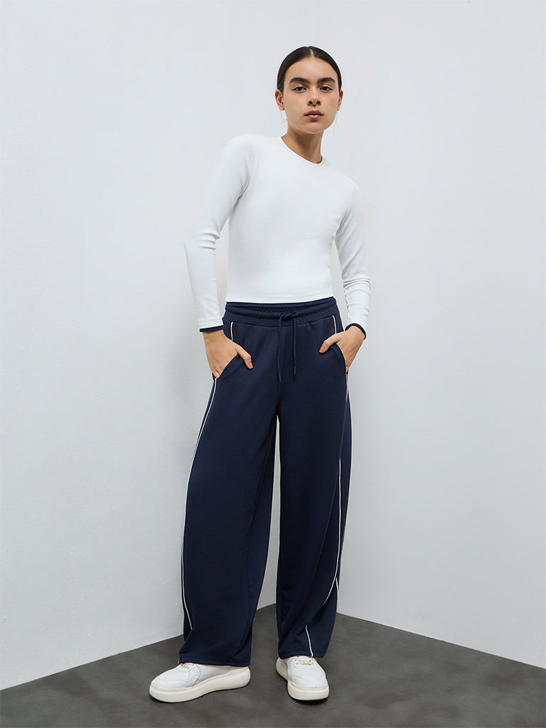 Nuoflexx Off-White Textured T-Shirt
