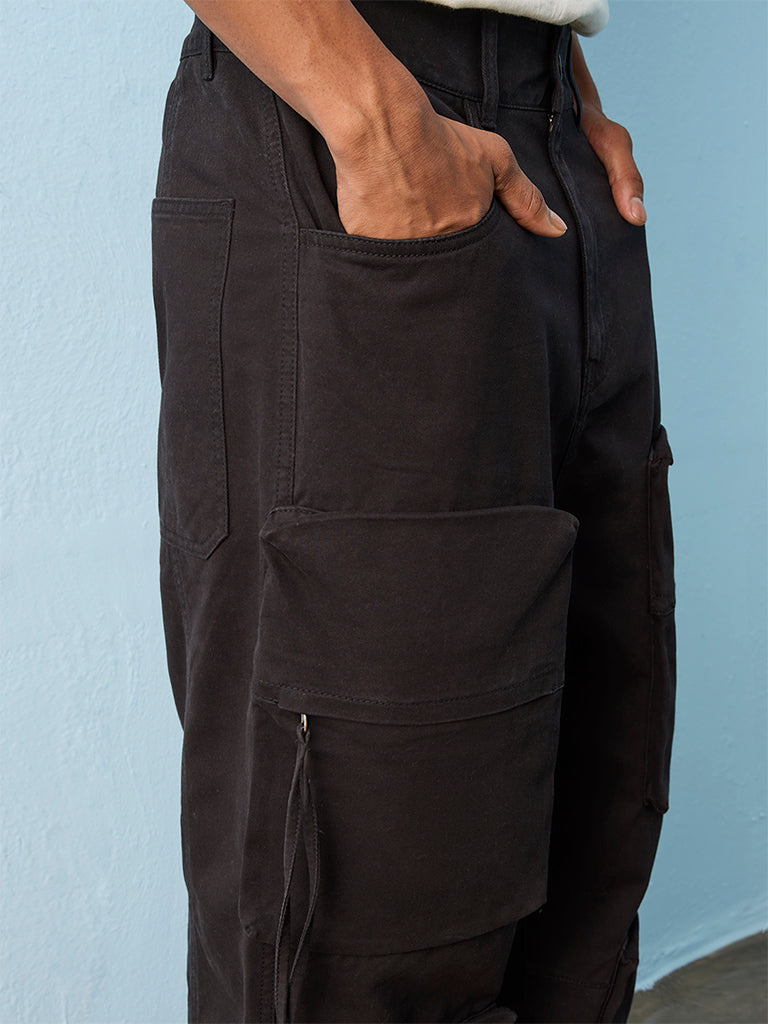 Nuon Black Solid Loose-Fit Mid-Rise Cotton Cargo Pants