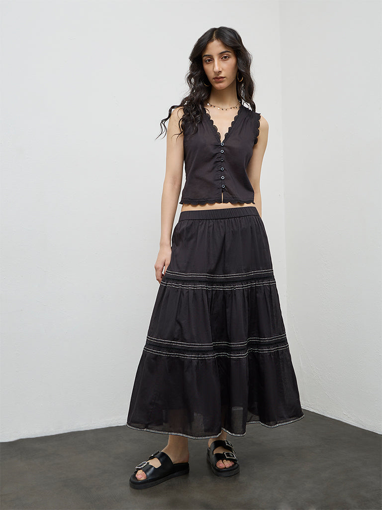 Bombay Paisley Black Scallop-Detailed Cotton Top