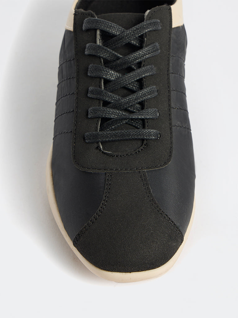 LUNA BLU Black Monotone Sneakers