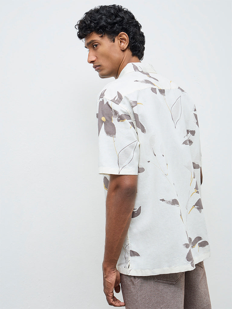 WES Casuals Off-White Printed Relaxed Fit Cotton-Blend Shirt