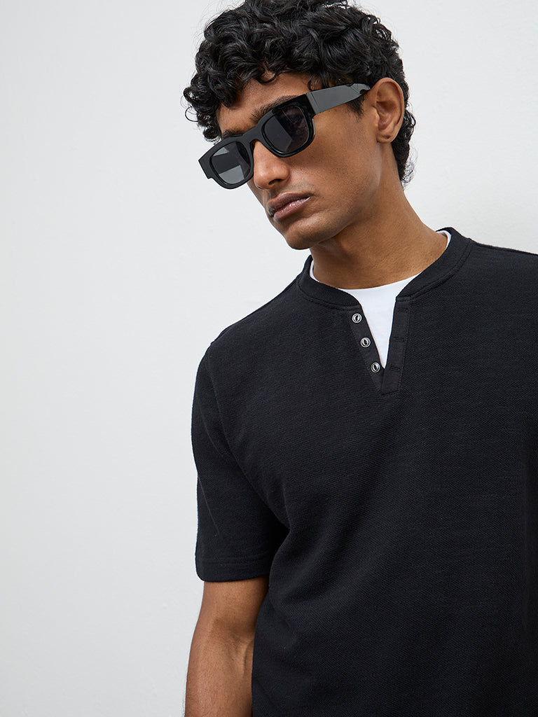 WES Casuals Black Solid Textured Relaxed-Fit Cotton T-Shirt