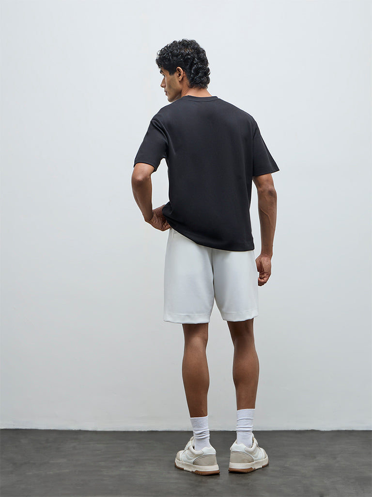 Nuoflexx White Relaxed-Fit Mid-Rise Shorts