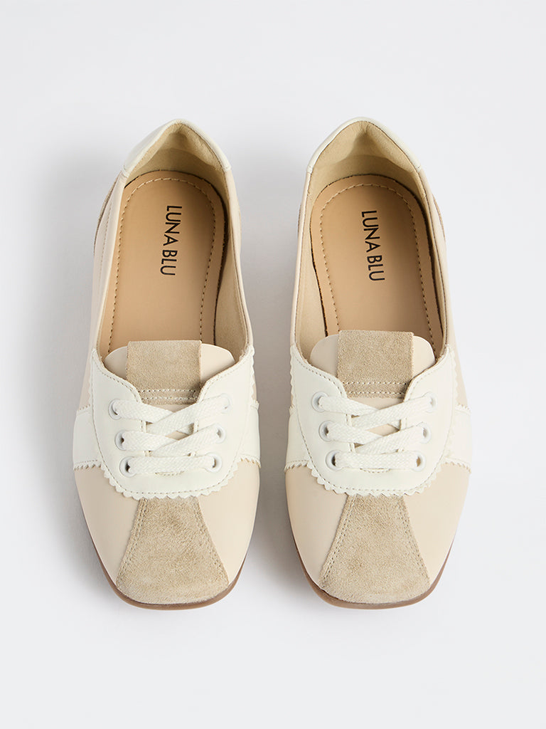 LUNA BLU Beige Lace-up Ballerinas