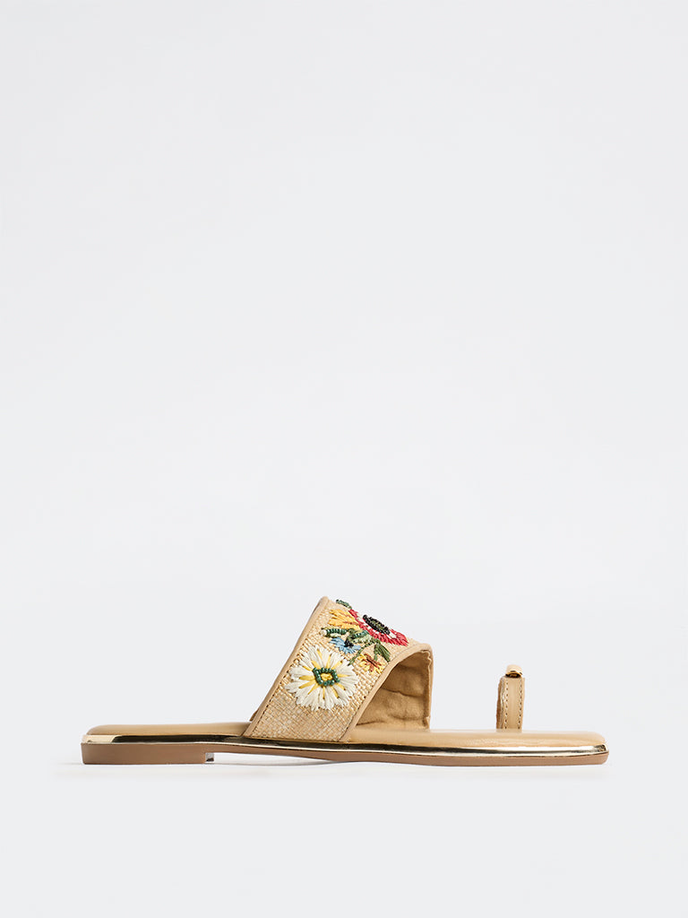 LUNA BLU Beige Embroidered Toe-Ring Sandals