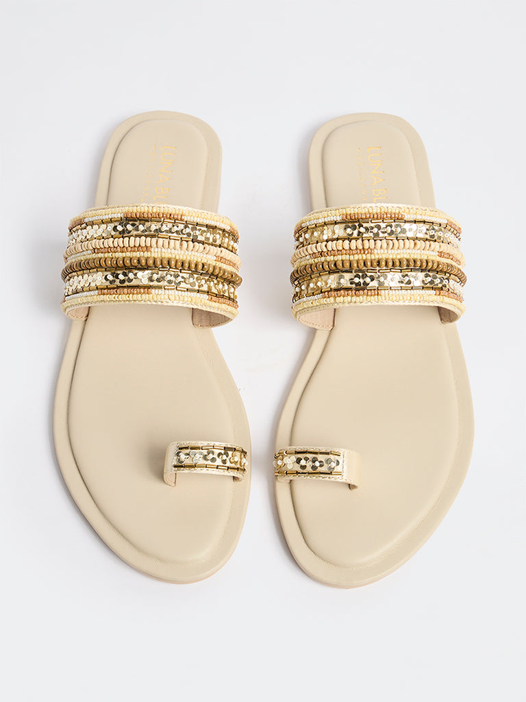 LUNA BLU Ivory Embellished Kolhapuri Sandals