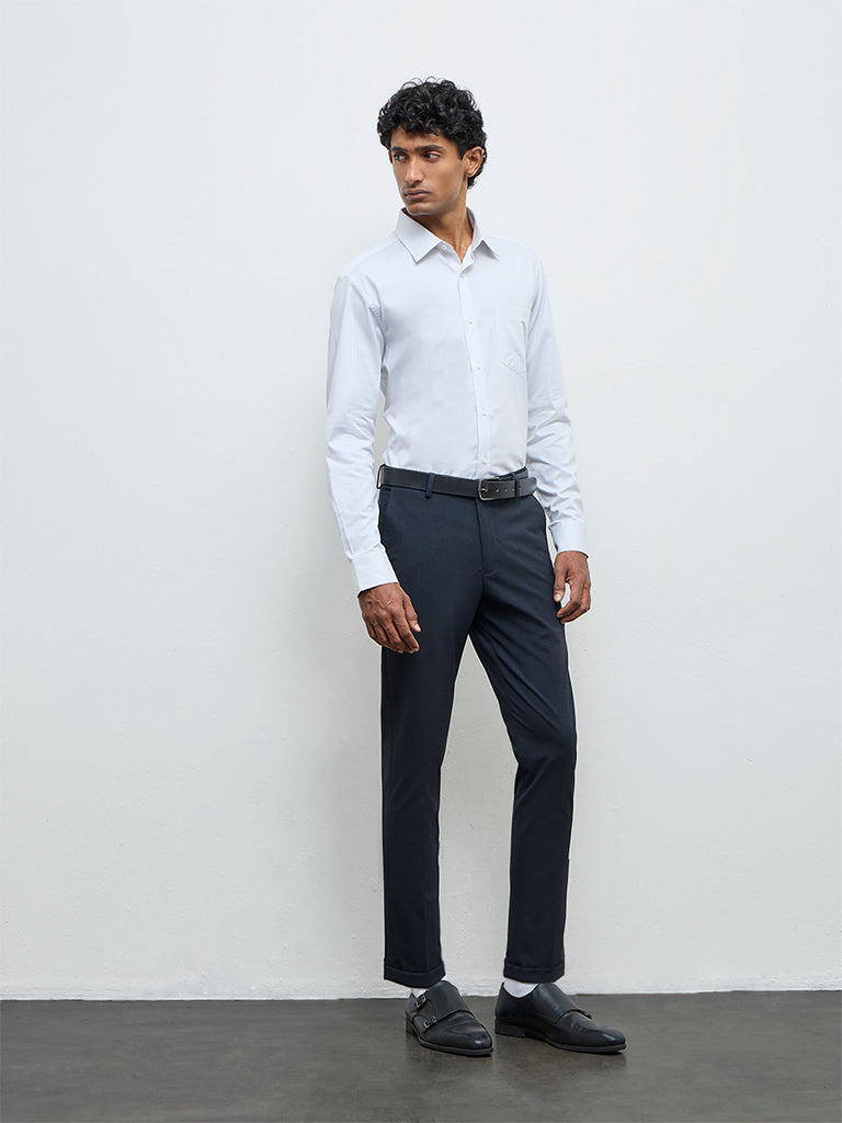 WES Formals Charcoal Solid Slim-Fit Mid-Rise Trousers