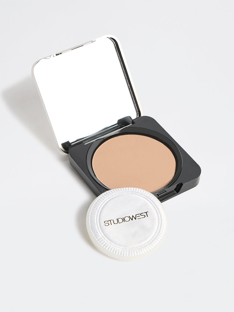 Studiowest Cinnamon Born Perfect Compact Powder - 9 gm