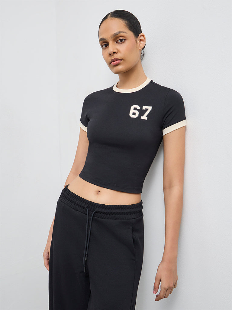 Nuoflexx Black Numerical Printed Cotton-Blend T-Shirt