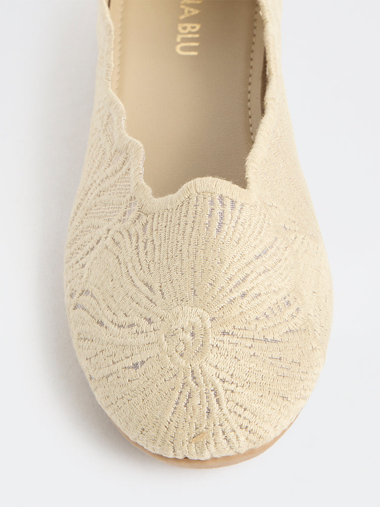 LUNA BLU Off-White Floral-Lace Ballerinas