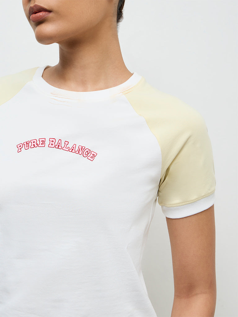 Nuoflexx Off-White Text Printed Cotton-Blend T-Shirt