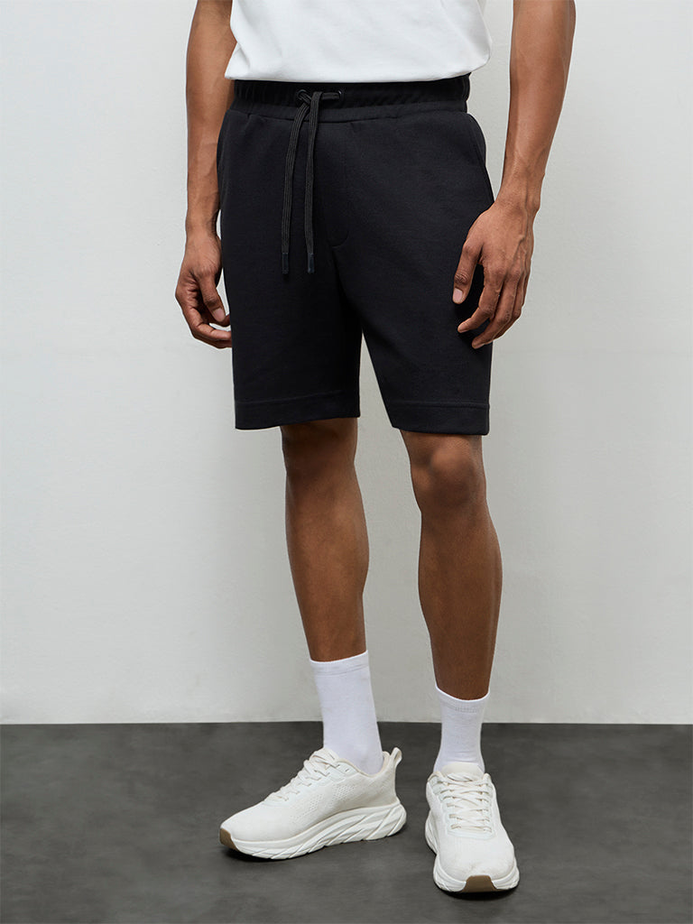 Nuoflexx Black Relaxed-Fit Mid-Rise Cotton-Blend Shorts
