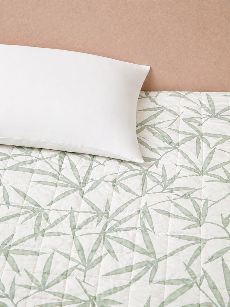 Westside Home Green Bamboo Leaf Reversible Single Bed Comforter