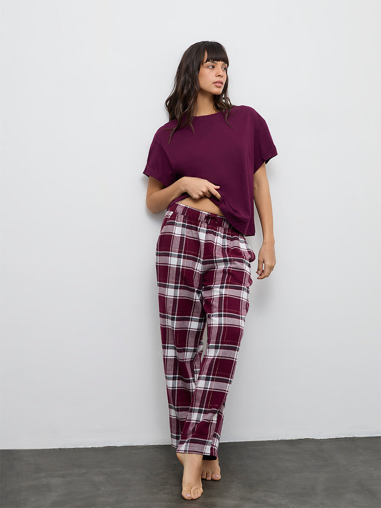 Wunderlove Plum Cotton T-Shirt