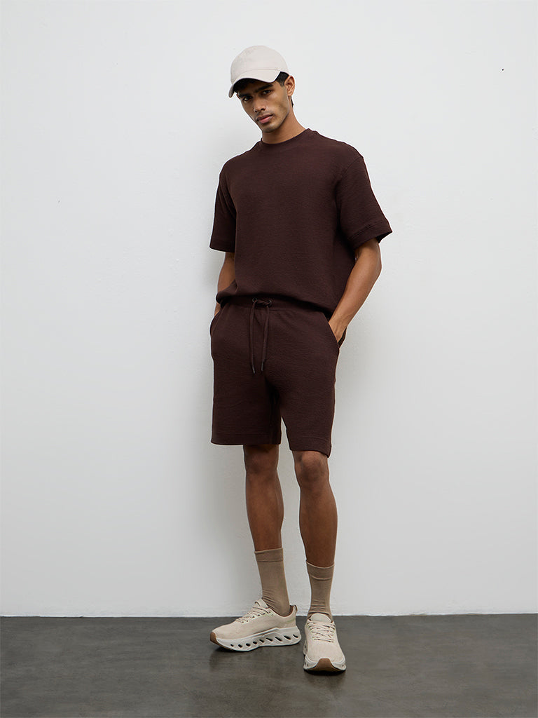 Nuoflexx Dark Brown Textured Relaxed-Fit Mid-Rise Cotton-Blend Shorts