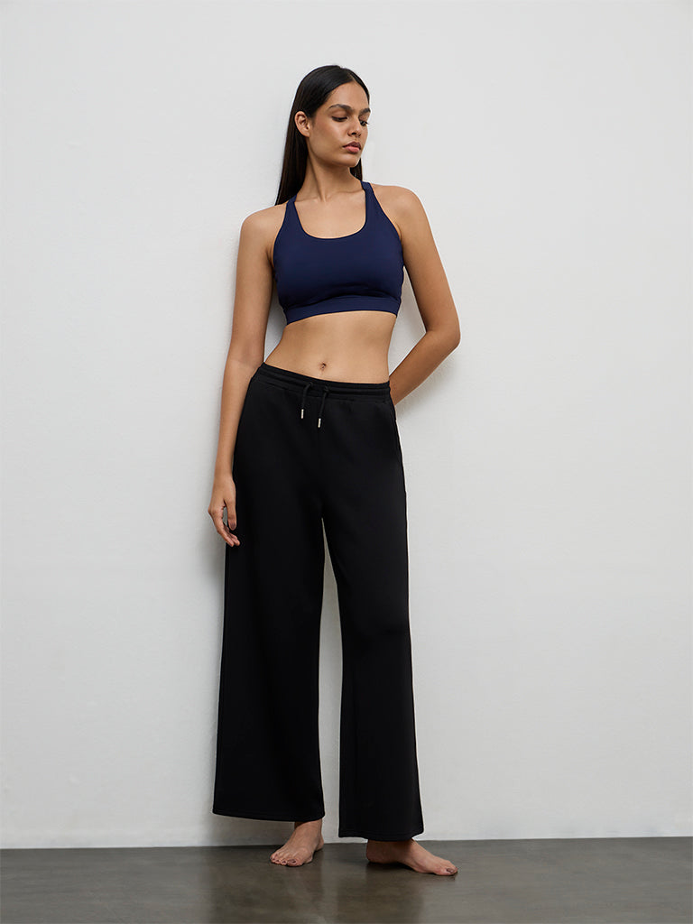 Nuoflexx Black Solid High-Rise Pants